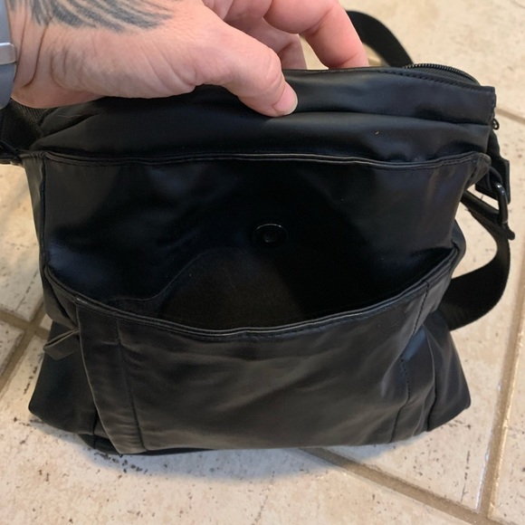 Bench Black Faux Leather Crossbody Messenger Bag - Picture 3 of 11